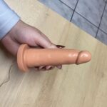 pênis prótese realistica 14 x 3,5cm com vibrador