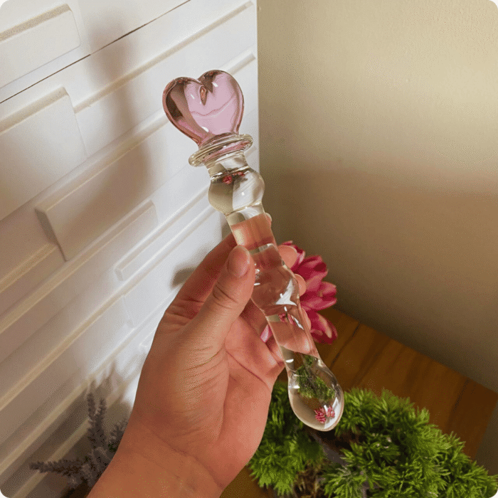 penetrador de vidro escalonado coração