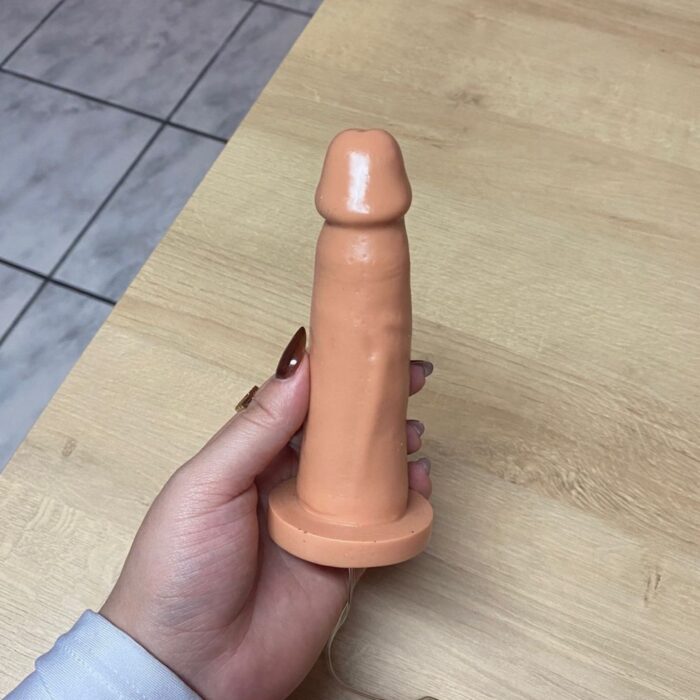pênis prótese realistica 14 x 3,5cm com vibrador