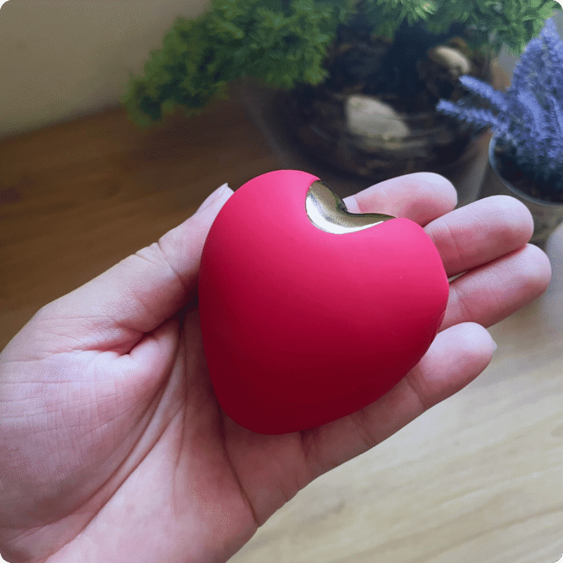 sugador estimulador de clitóris em formato de coração sandy