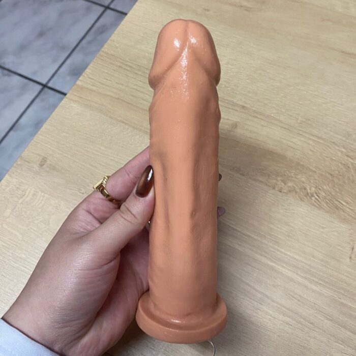pênis prótese realística 18 x 4 cm com vibrador