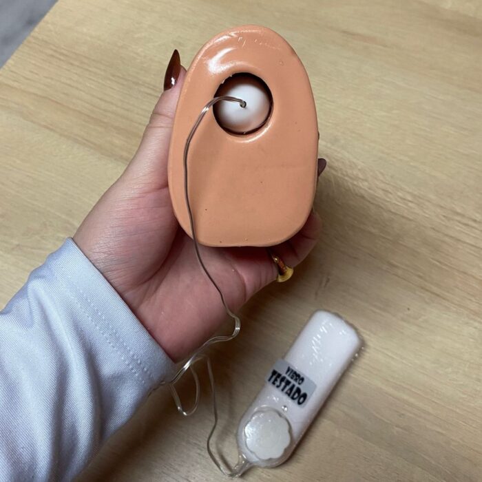 pênis prótese realística 20 x 5cm com vibrador