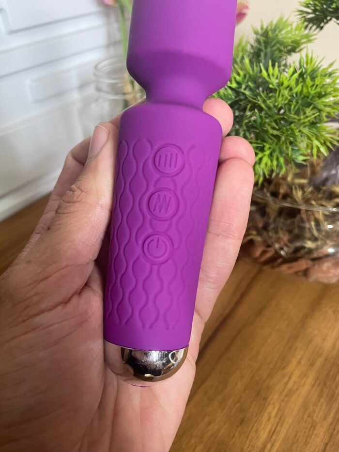 vibrador varinha mágica recarregável 20 modos vibração roxo