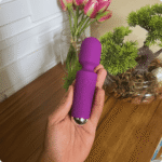 vibrador varinha mágica recarregável 20 modos vibração roxo