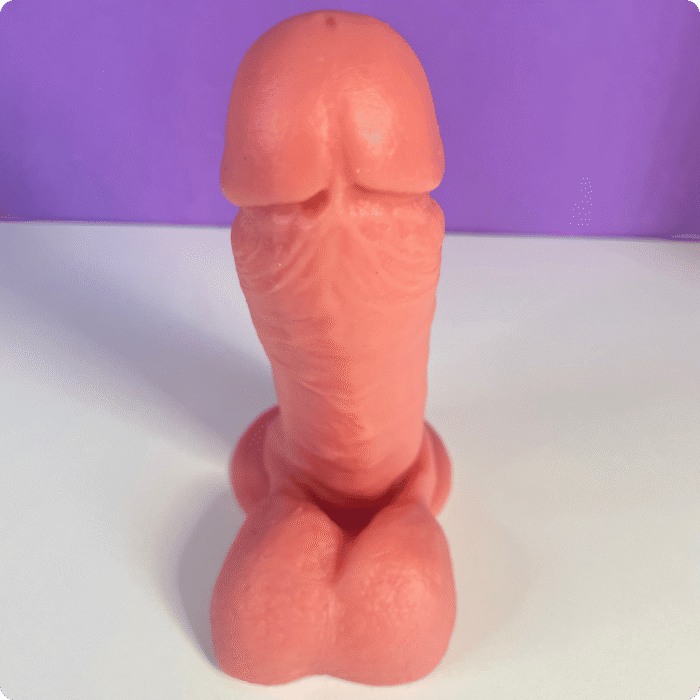 pênis prótese maciça 17x 4cm com escroto e ventosa