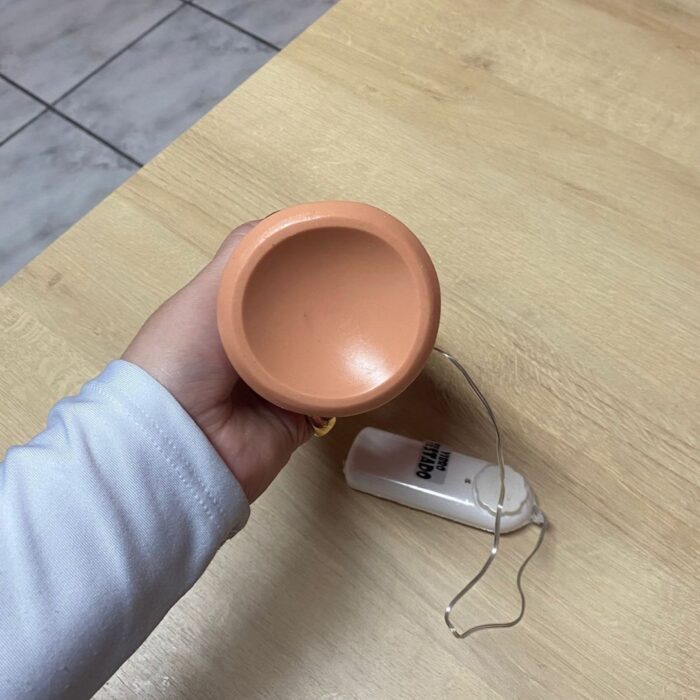 pênis prótese realística 18 x 4 cm com vibrador e ventosa