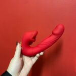 vibrador 3 em 1 com língua e boca estimuladora
