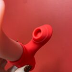 vibrador 3 em 1 com língua e boca estimuladora