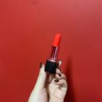 vibrador em formato de batom discreto