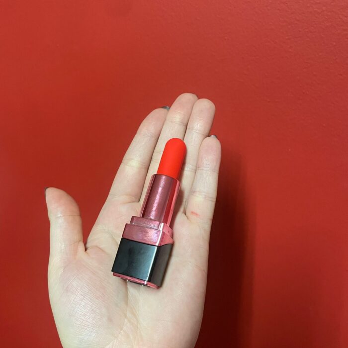 vibrador em formato de batom discreto