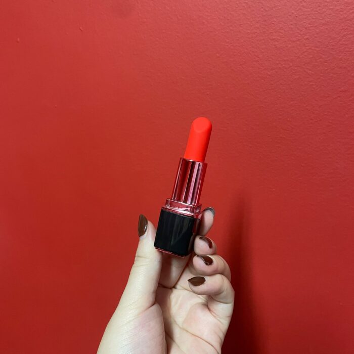 vibrador em formato de batom discreto